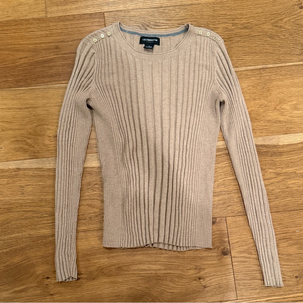 Ribbed Beige Liz Claiborne y2k Sweater with Button Detail